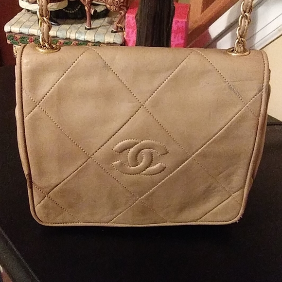 CHANEL Handbags - Chanel shoulder bag FLASH SALE!!!!!!